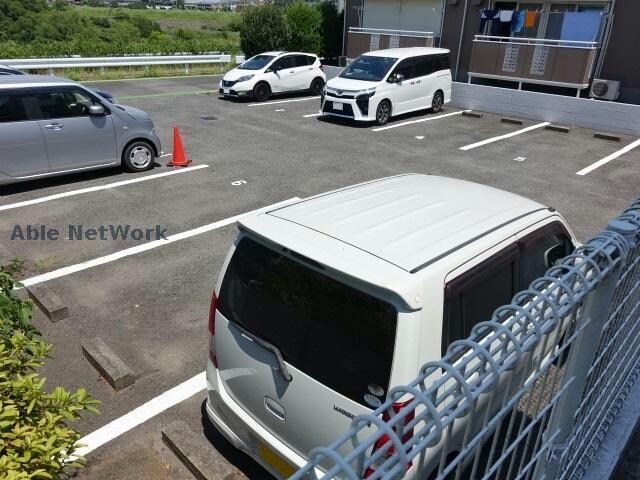 ファーストヴューラ六番館の物件外観写真