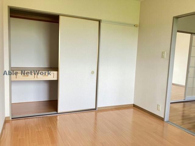 ロイヤルスクエアAの物件内観写真