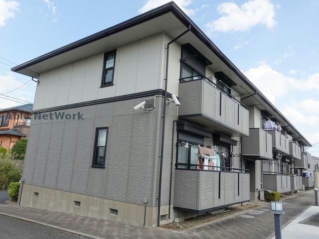 ロイヤルスクエアAの物件外観写真