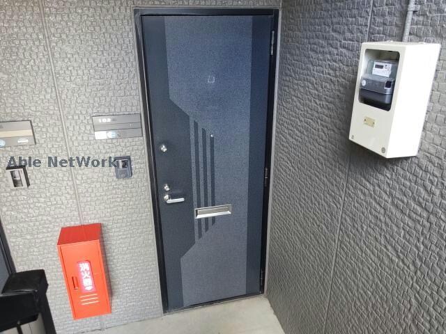 ロイヤルスクエアAの物件外観写真