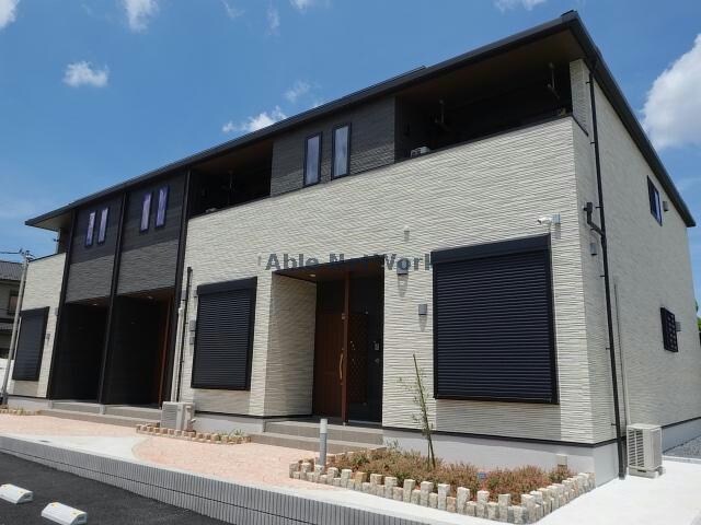 メゾンドゥイエットの物件外観写真