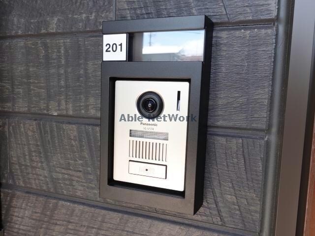 メゾンドゥイエットの物件外観写真