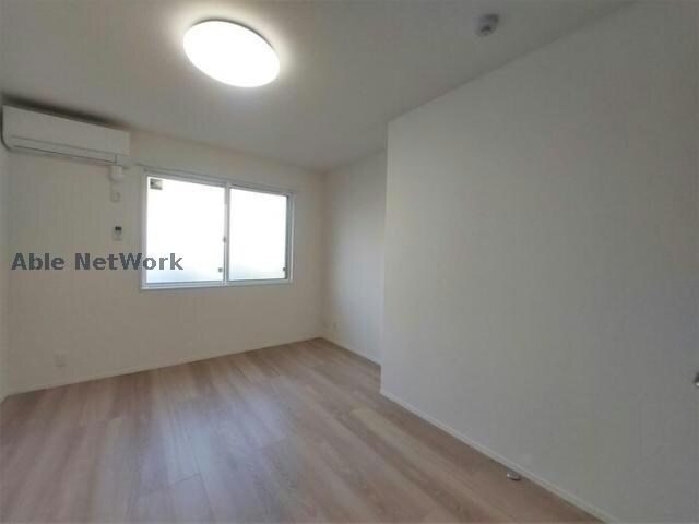 シャイングレイスの物件内観写真