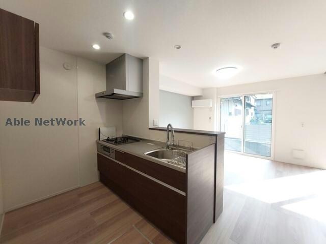 シャイングレイスの物件内観写真