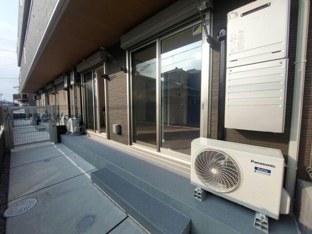 シャイングレイスの物件内観写真