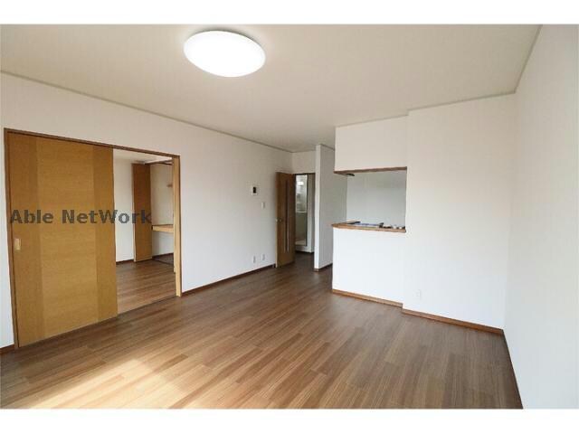 オーシャンヒルズＥの物件内観写真