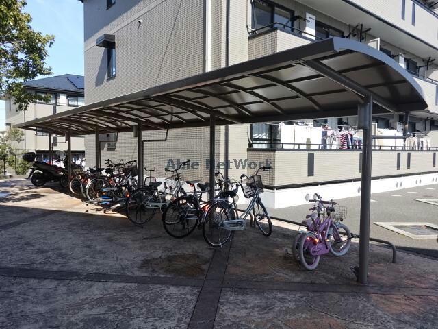 フォレストヒルズＣの物件外観写真