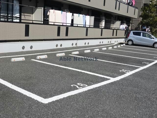 フォレストヒルズＣの物件外観写真