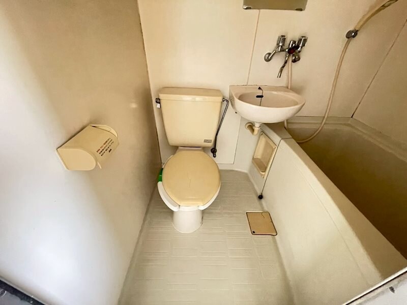 ホワイトハウス日野の物件内観写真