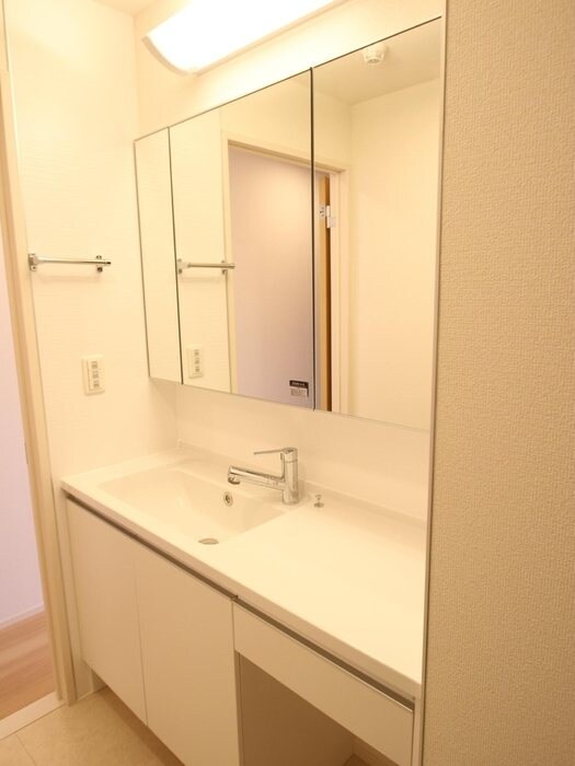 カーサグラナーテの物件内観写真