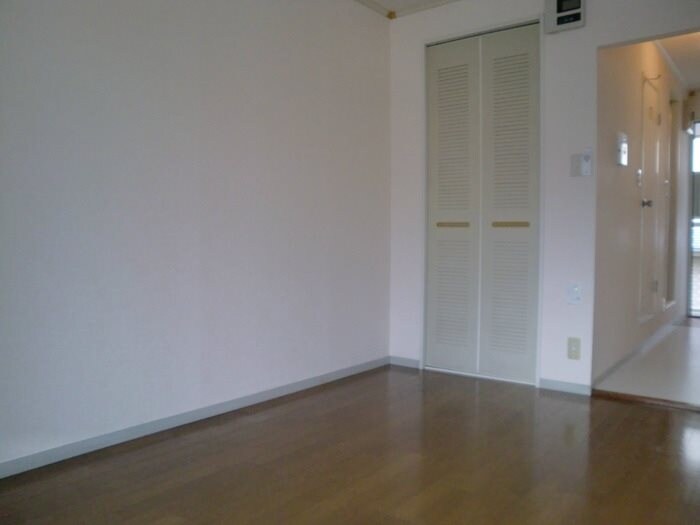 アイアンフラッツの物件内観写真