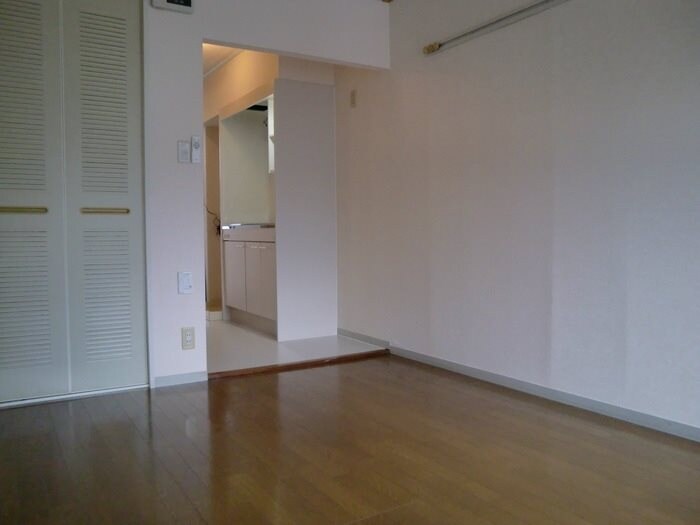 アイアンフラッツの物件内観写真