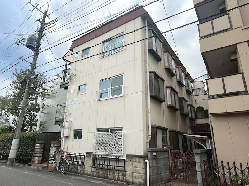 沢井コーポの物件外観写真