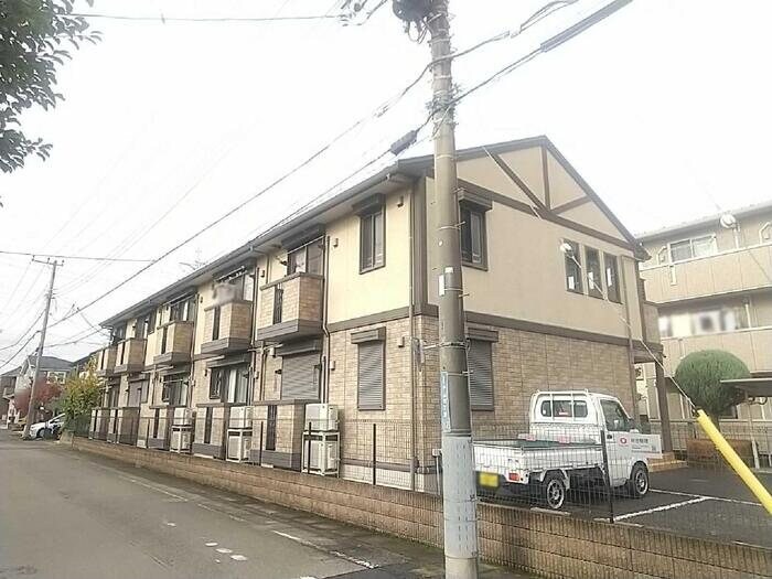 モナリエ平山の物件外観写真