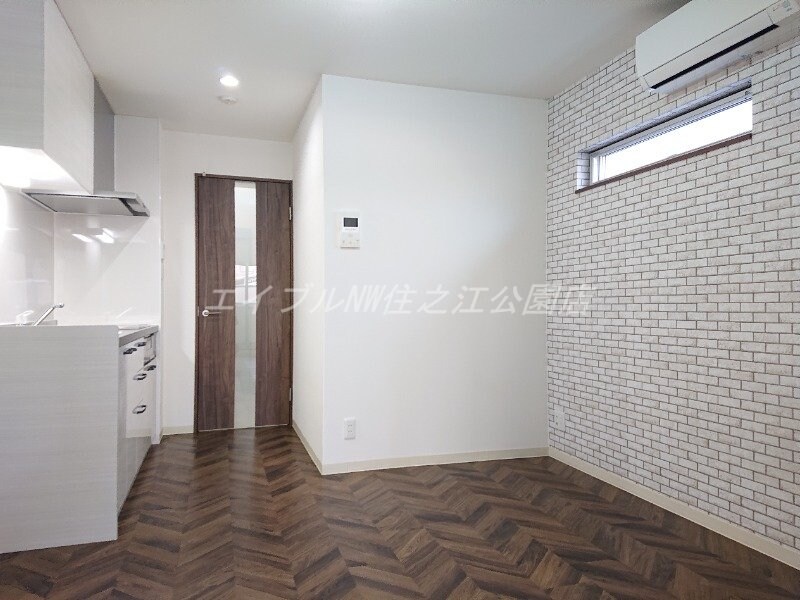 クリエオーレ安立の物件内観写真