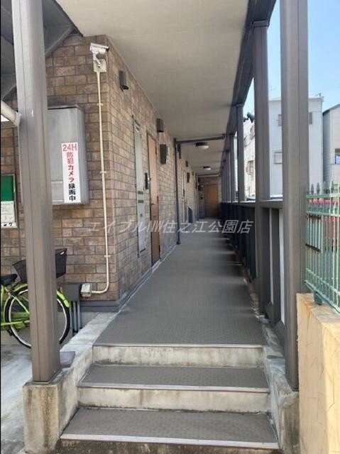 COZY岸里の物件外観写真