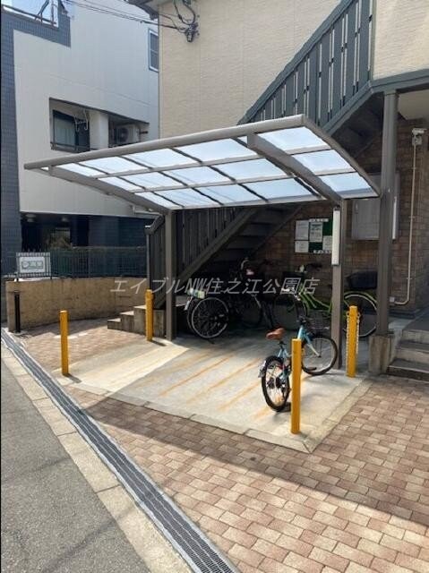 COZY岸里の物件外観写真