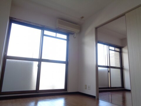 ヒルサイド名坂の物件内観写真