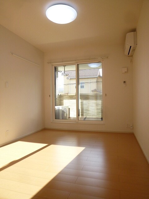 ラフィーネ坂本の物件内観写真