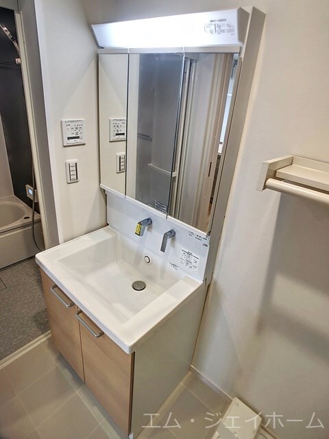 グッドライフステージ後三条Aの物件内観写真