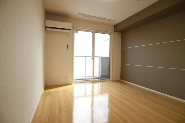 ティーガーデンレジデンスの物件内観写真