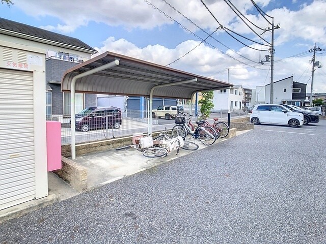 ファイン・レジデンスの物件外観写真