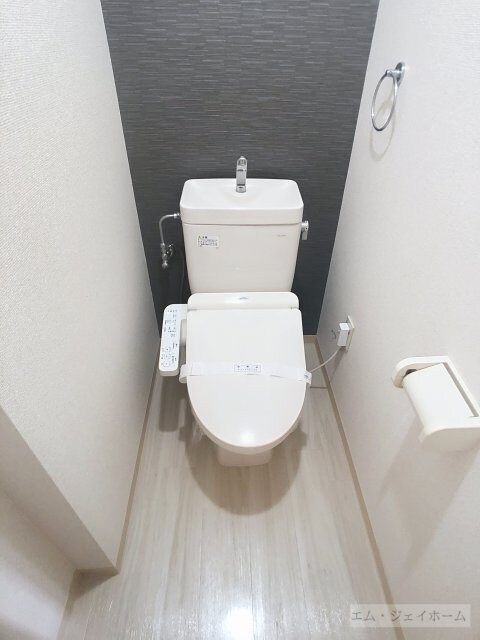 エルミナコート八日市の物件内観写真