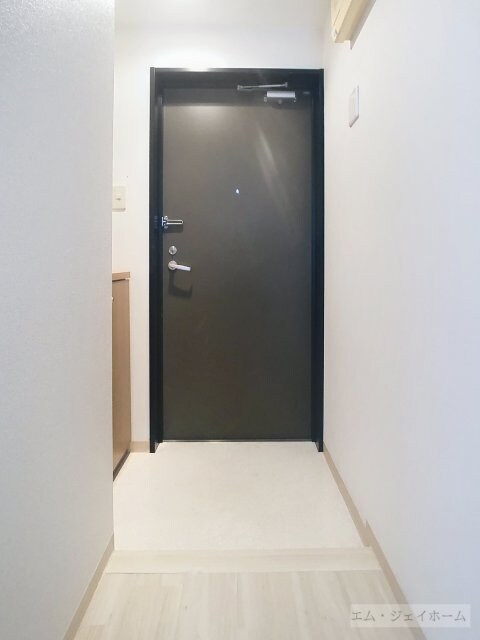 エルミナコート八日市の物件内観写真