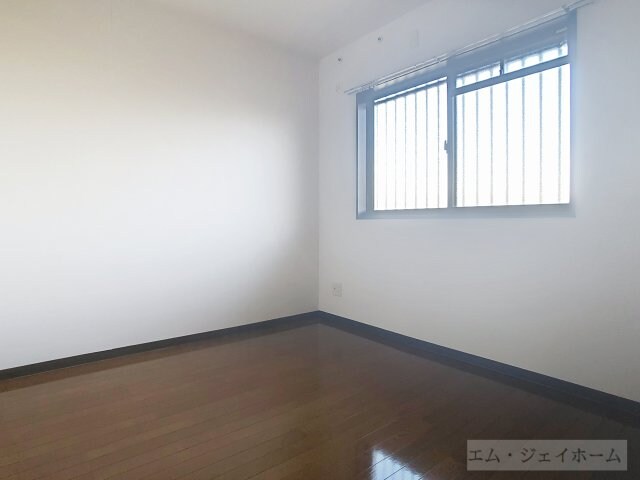 エルミナコート八日市の物件内観写真