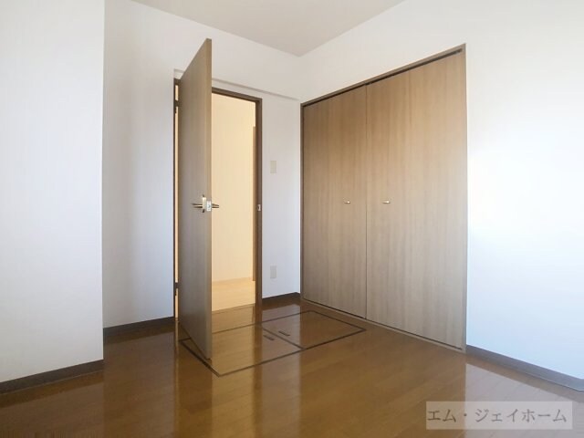 エルミナコート八日市の物件内観写真