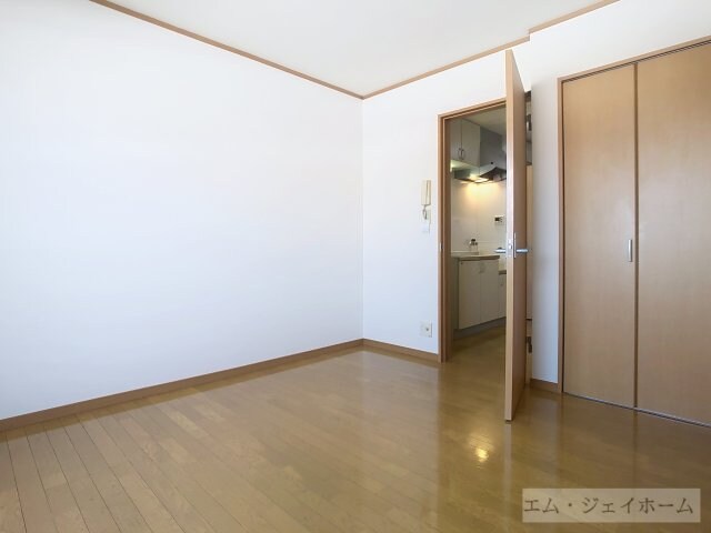 グレイスコートつるの物件内観写真