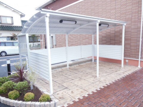 プラシードの物件外観写真