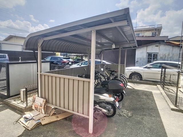 ウィン オカダヤの物件外観写真