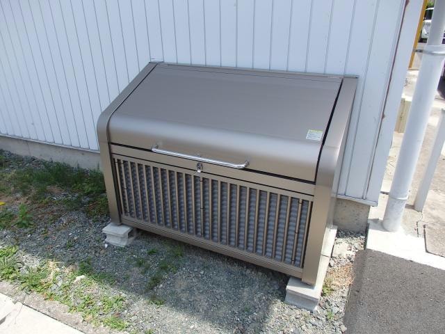 アイプルークの物件外観写真