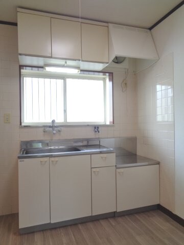 ハイネスグリーン貴生川の物件内観写真