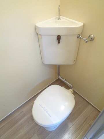 ハイネスグリーン貴生川の物件内観写真