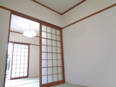 ハイネスグリーン貴生川の物件内観写真