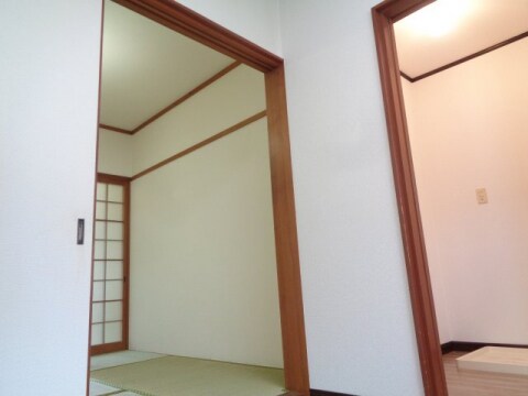 ハイネスグリーン貴生川の物件内観写真