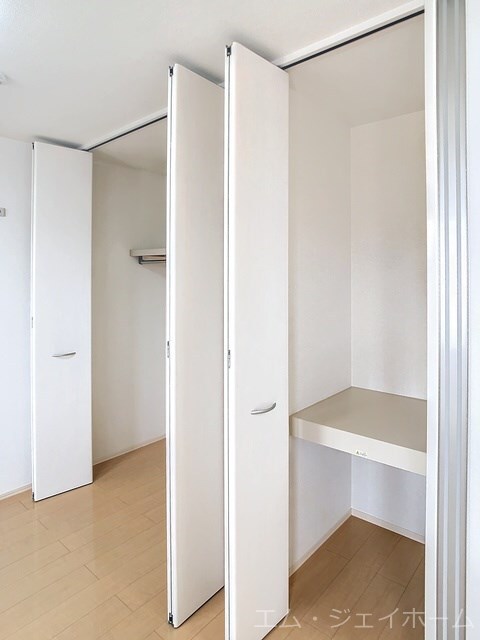 セジュールアースマーシⅢの物件内観写真