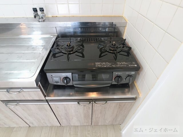 フラワー１番館の物件内観写真