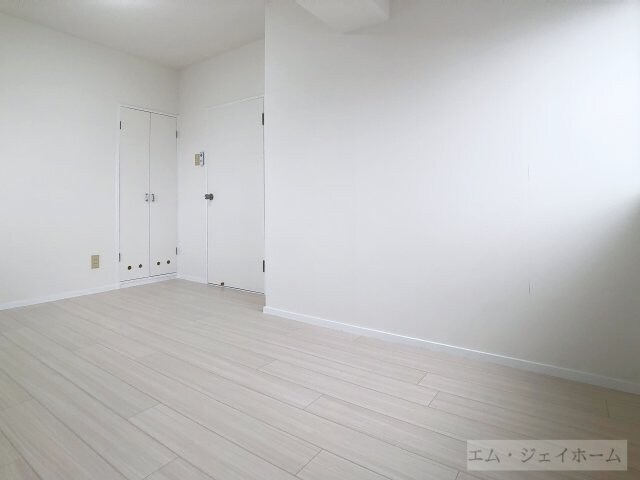 フラワー１番館の物件内観写真