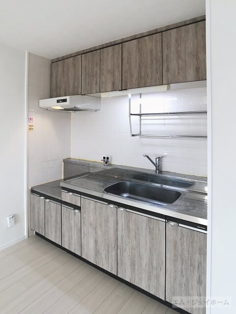 フラワー１番館の物件内観写真