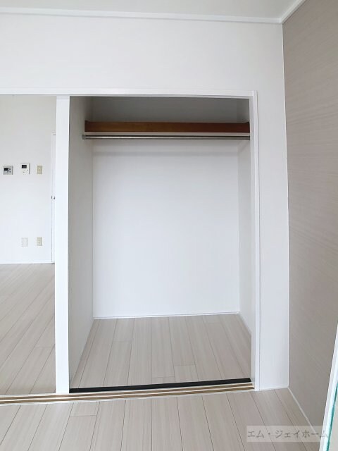 フラワー１番館の物件内観写真