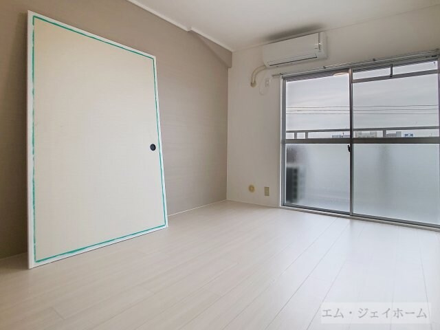 フラワー１番館の物件内観写真