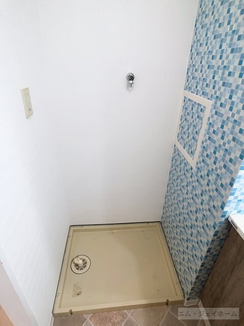 フラワー１番館の物件内観写真