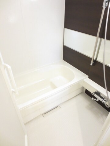 エーリ・フノマージュの物件内観写真