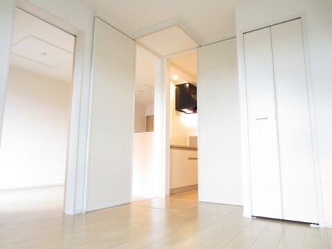 エーリ・フノマージュの物件内観写真