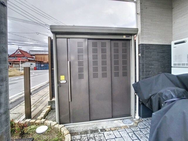 モンターニュ　リーヴルの物件外観写真