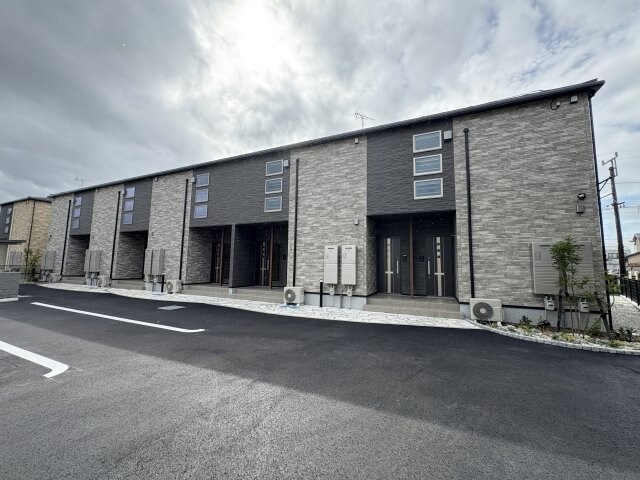 バンブー　オンの物件外観写真