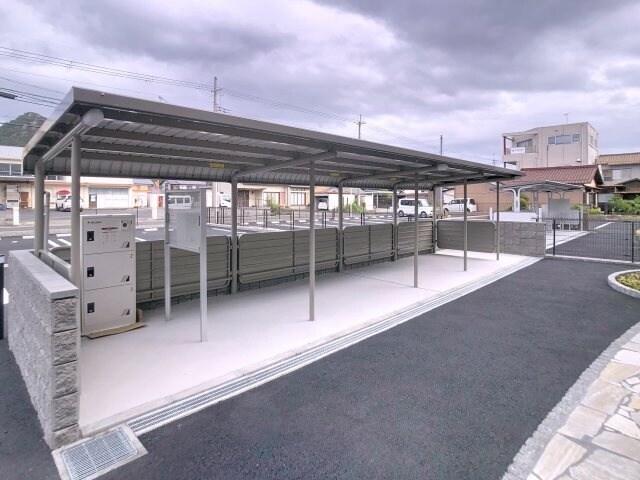 バンブー　オンの物件外観写真